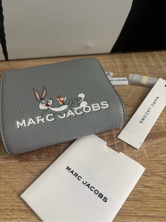 Marc Jacobs Handbags - Marc Jacobs Gray Pebbled Leather Wallet with Bugs Bunny Graphic
